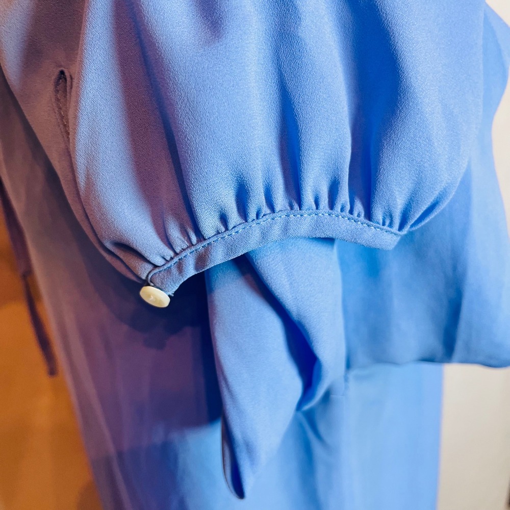 J. Crew Women Blue Long Sleeve Tie Back Gathered Neck Blouse Size 6 soft Classic - Picture 7 of 11